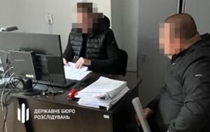 На Львівщині командир військової частини закупив ліжка за завищеними цінами