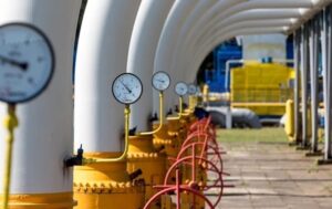 Транзит газу з РФ просять відновити: чи встоїть Україна під тиском