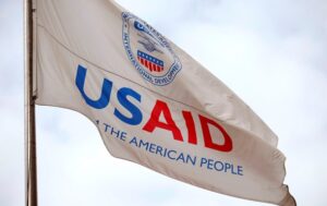 Українці оцінили наслідки зупинки проєктів USAID