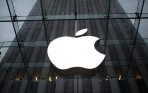 Apple найме 20 тисяч співробітників у США