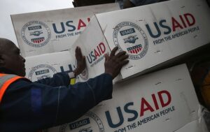 У Франції заявили, що ЄС не зможе закрити прогалину від зупинки USAID