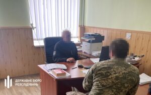 Командиру частини загрожує до восьми років за безпідставну виплату бойових